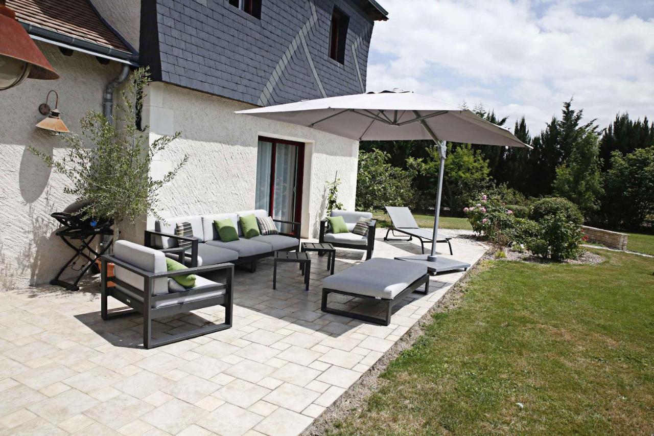 Le Clos Leonard Amboise Exterior photo